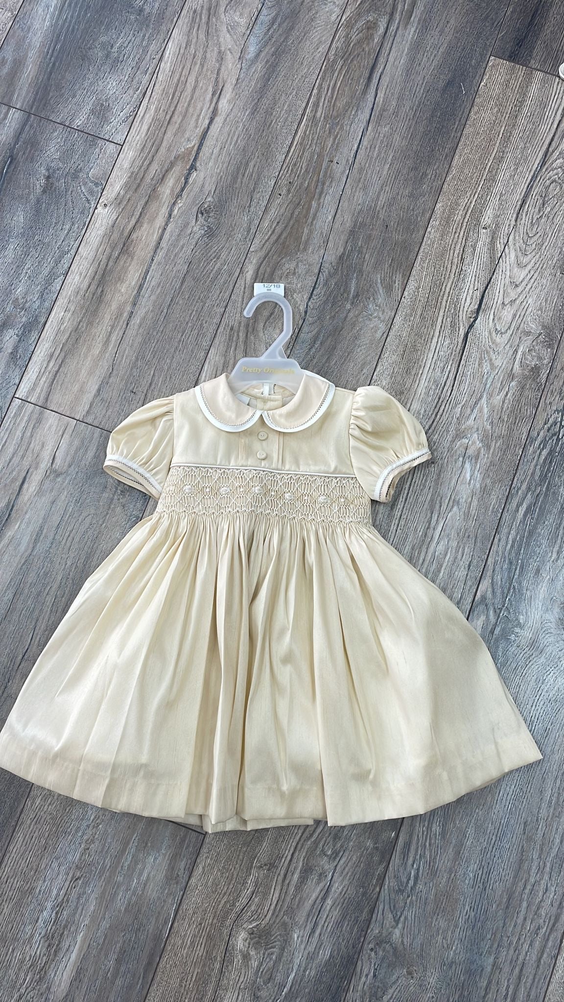 Pretty Originals Gold dress