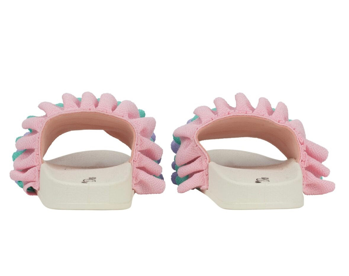 Adee Frilly Lilac sliders