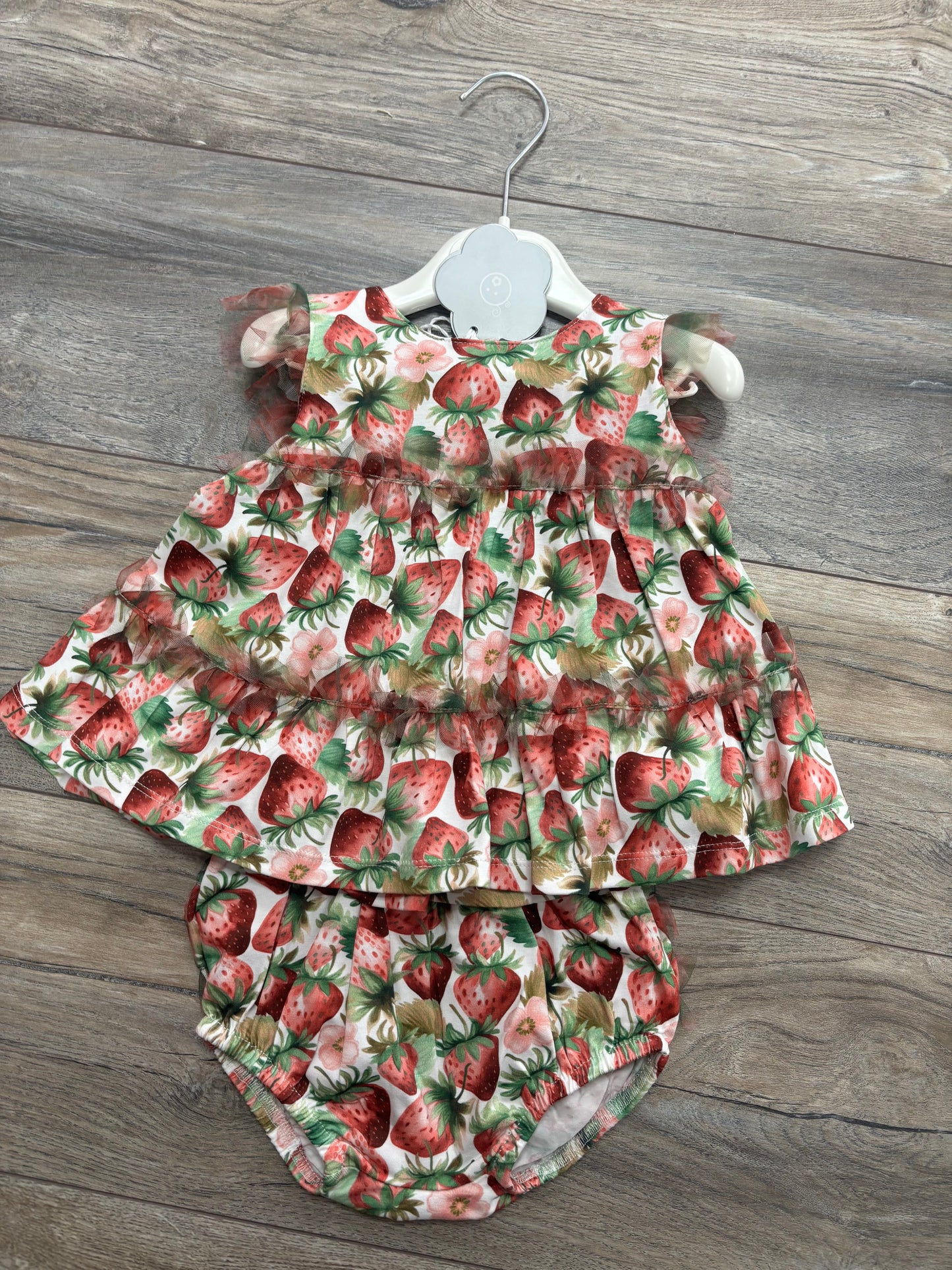 Deolinda Strawberry dress and pant set